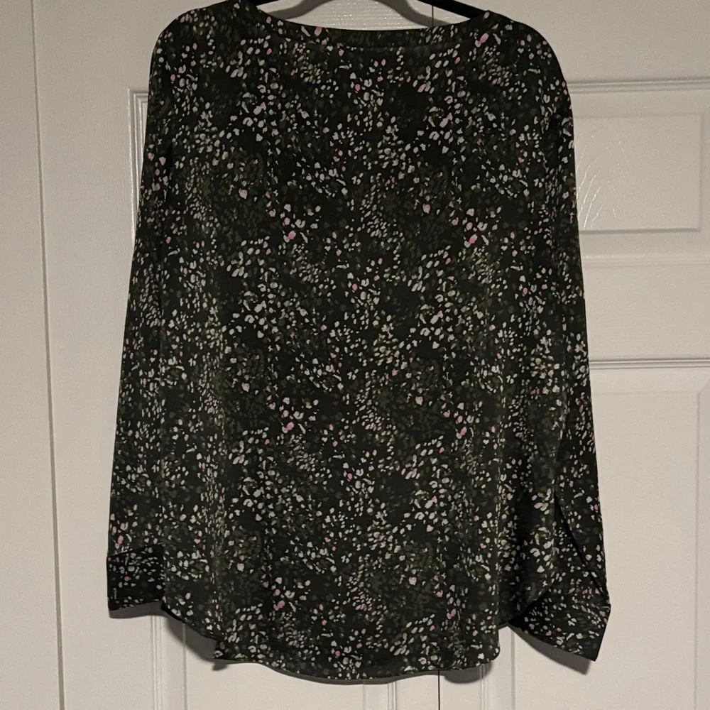 Banana Republic Long Sleeve Floral Blouse - Dark Green - Picture 5 of 5